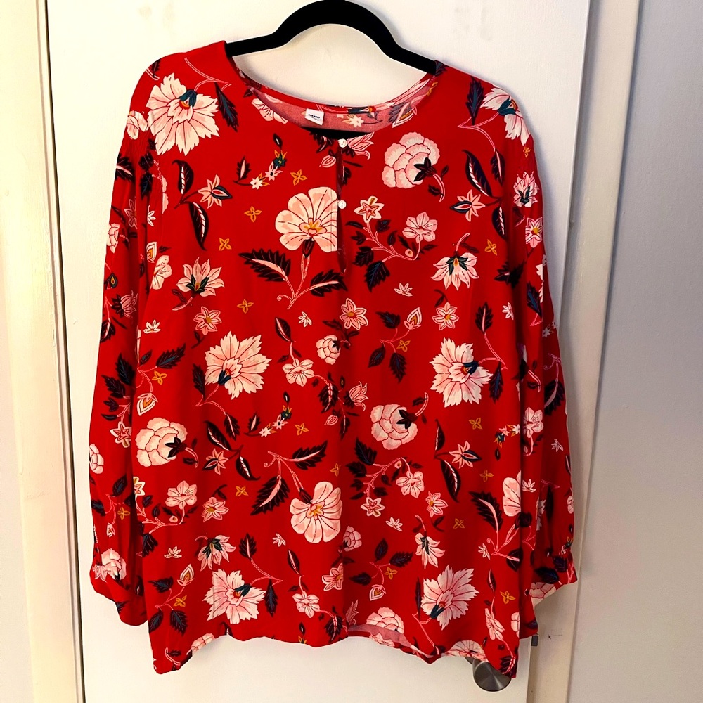 NWT Old Navy Flowy Blouse